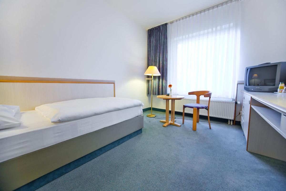 Leine-Hotel Göttingen Exteriör bild