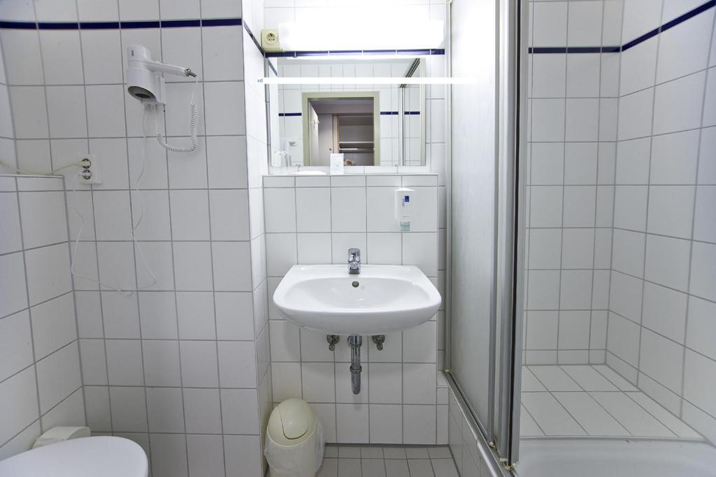 Leine-Hotel Göttingen Exteriör bild